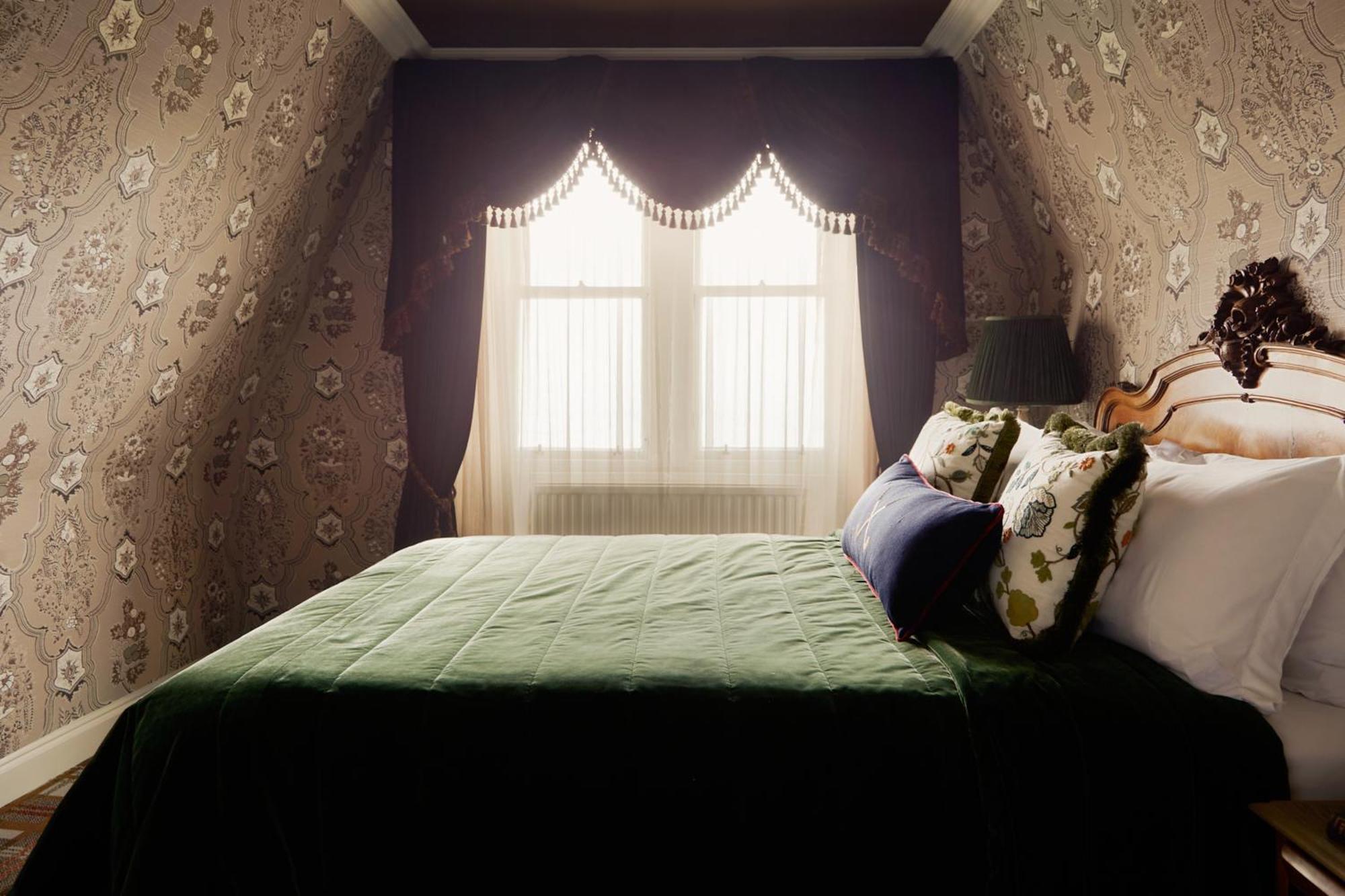 Single Room,1154757414:JPEG